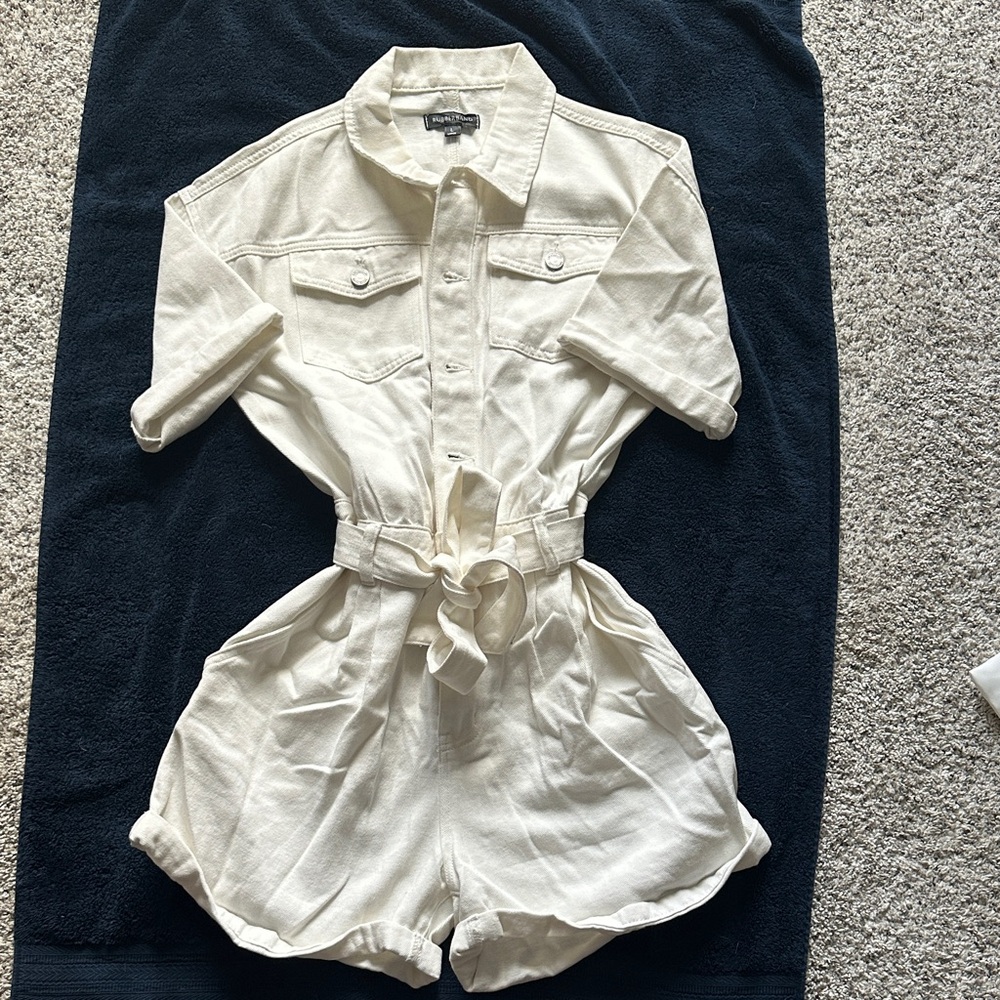 Rubberband White Short Sleeve Romper